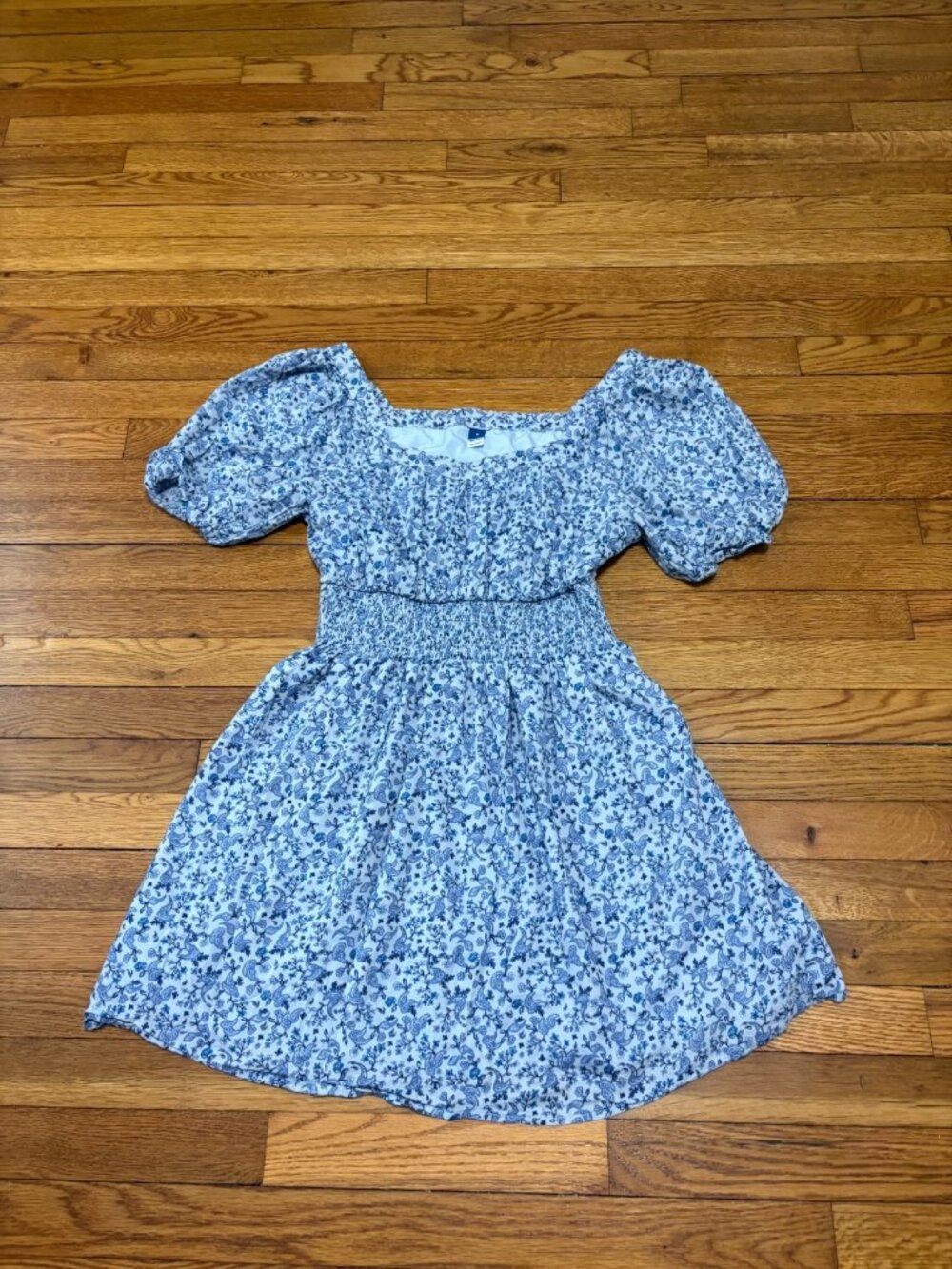 Old Navy Womens Dress Size Medium Blue Floral Puff Sleeve Knee Length Smocked